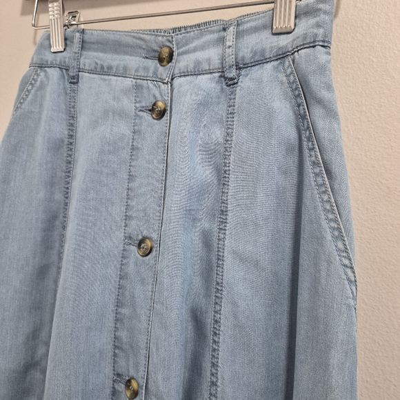 Zara Chambray Lyocell Button Midi Skirt Size XS - Picture 2 of 5